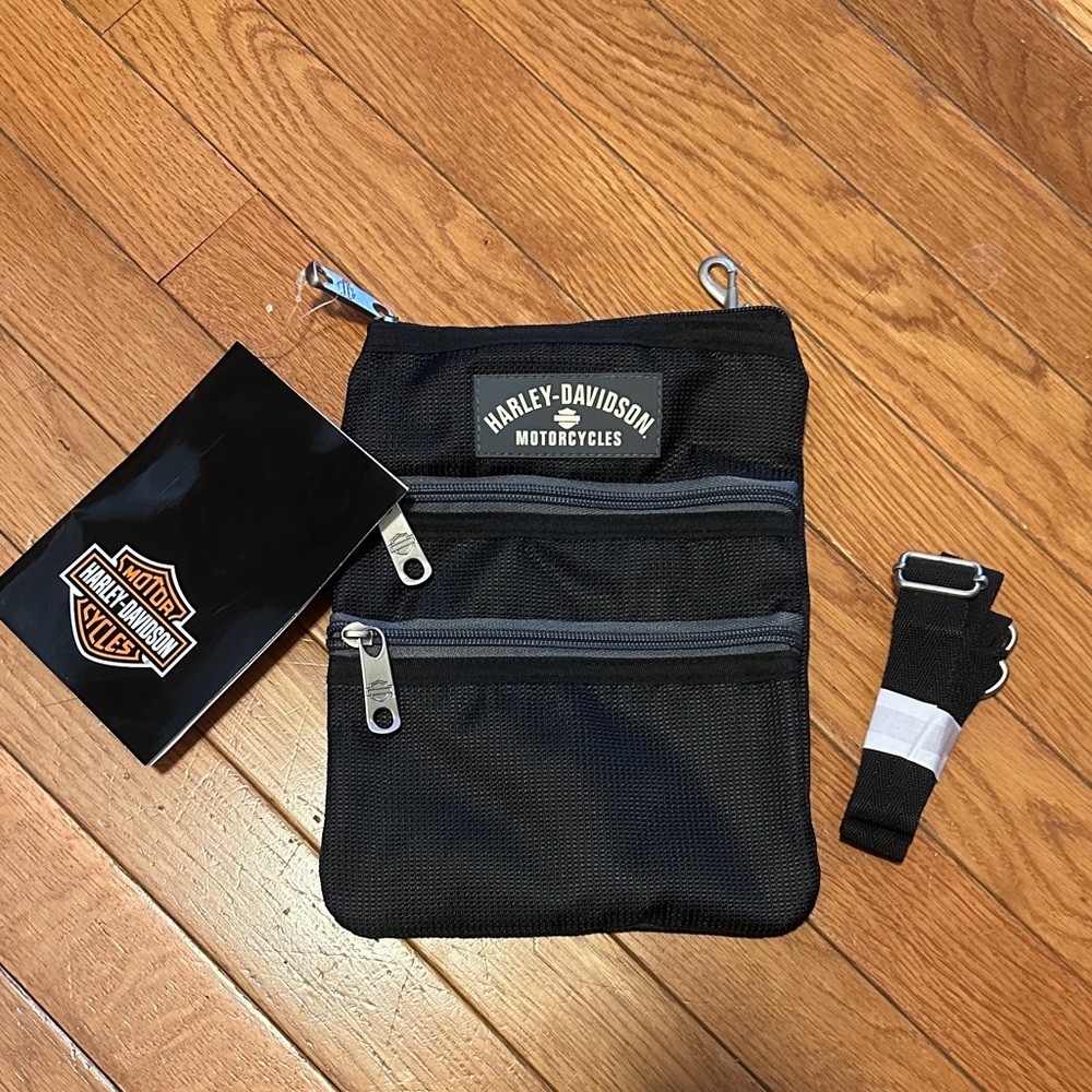 Harley-Davidson Black Belt Bag with Silver Accents